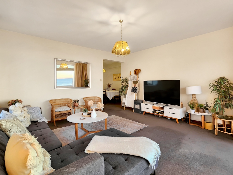 3 Bedroom Property for Sale in Sea Point Western Cape